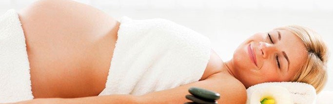 pregnant woman doing spa